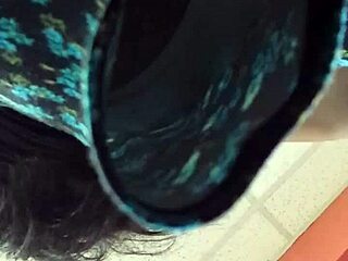 upskirt shots of hot venezolana flashing skirt in public tease