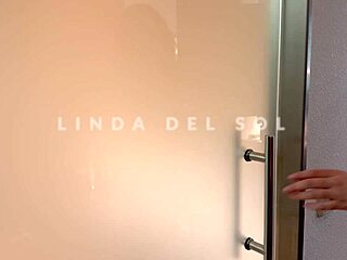 Linda del sol masturbates toys in bathtub with dripping wet pussy gaping