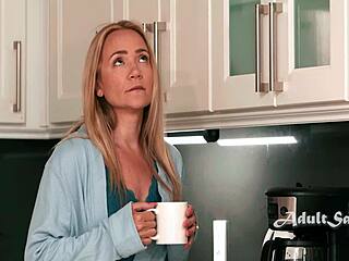 Stepdaughter Pixie Small Seduces Ken In Shower