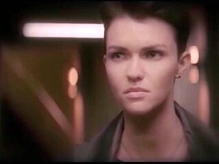 Meagan Tandy Ebony Delivers Perfect Ballbusting Kick Groin Knee Dc Batwoman Tv Serie Season 1 Ruby Rose