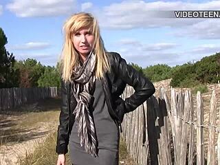 Lovely Blonde Vicky Fingers Tight Pussy in First Time Outdoor Casting