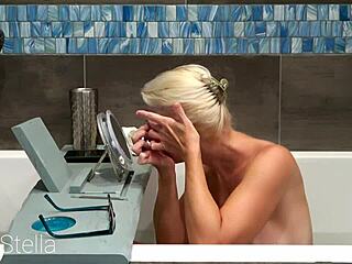 milf stella shaves pussy and body while bathing e01 😍🛁