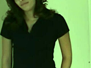 Experienced Amateur Wife Delivers Intense Deep Blowjob Pleasure