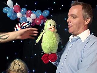 jessica lynn n kristina rose gettin off wiv toys girlfriend style!!