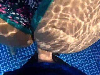 i catched this huge ass milf at da pool ripped her clothes n fucked her tight wet pussy hard doggystyle till creampie gaping...damn juicy!