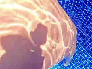 i catched this huge ass milf at da pool ripped her clothes n fucked her tight wet pussy hard doggystyle till creampie gaping...damn juicy!