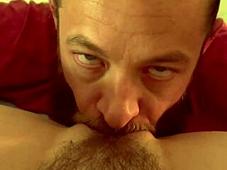 Brad Newman teaches dripping pussy eating close-up tutorial