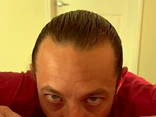 Brad Newman teaches dripping pussy eating close-up tutorial