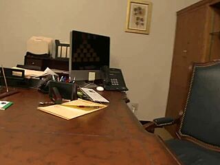 Natasha Nice Natural Tits Shaved Pussy Riding Toys Deepthroat Scissoring