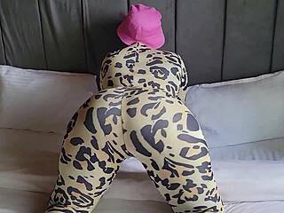 erotic photoshoot tempts apple bottom into hardcore bbc pounding by mr big d