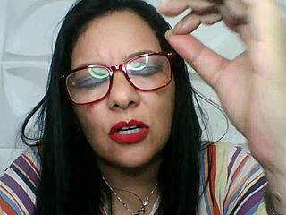 Corninho manso gets erotic cuckold thrill!