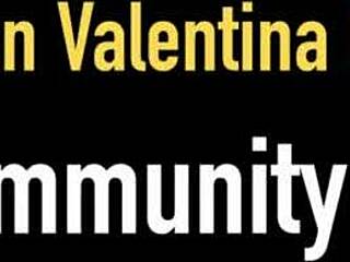 Samantha Rone slips panties aside to blow Alex Legend