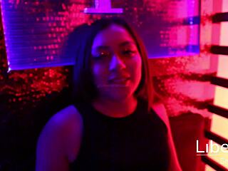 pornstar gets fucked hard in swinger bar 😈🍑