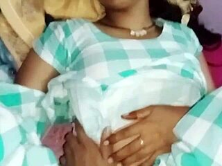 Watch cute indian bhabhi fuck driver in stockings?!