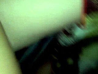 damn this vietnamese asian pussy looks so tight n ready to fuck