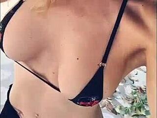 Dirty Flashing Sparks Wild Outdoor Milf Passion Snaps