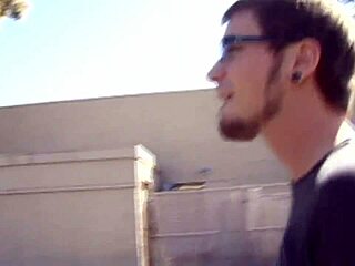 bailey brooks craves tongue on pussy before pounding