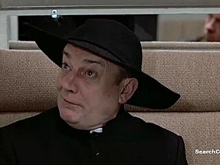 jamie lee curtis in trading places got me so hard back then ughh