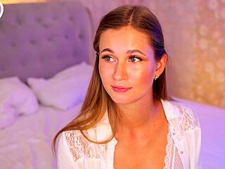 ever tried nipple clamps on these big tits wanna see?