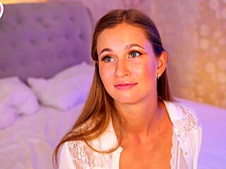 ever tried nipple clamps on these big tits wanna see?