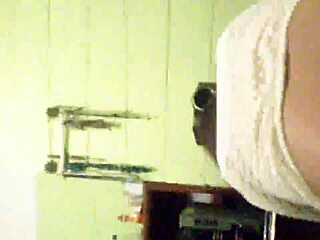 you ever seen a sexy mexican prostitute's fat ass bounce on cock this wild?