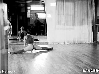 Sexy American Ballerina With Small Natural Tits Gets Fucked Hard