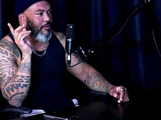 Humiliate Tiny Dick Or Suck It Off!