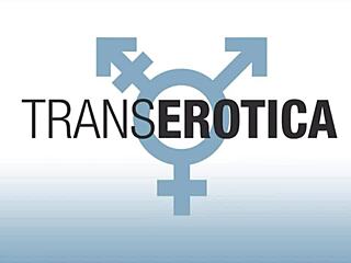 hot tranny brunette ts foxxy diddles her tight anal deep