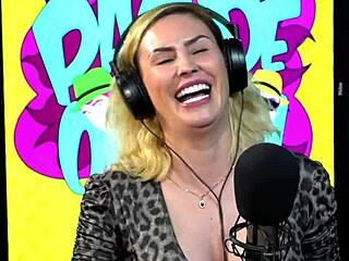 emme white cumming so hard in recordings!!