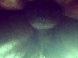 Queen Chubby5 Fingers Herself to Shaking Orgasm Every Time