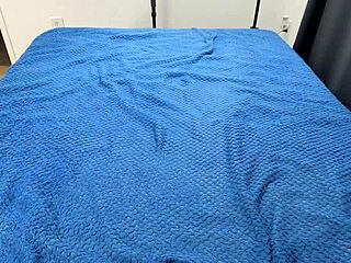 HUGE TEEN SLUT GAGS ON COCK IN SCARLETT BLUE'S WILD POV DEEPTHROAT!