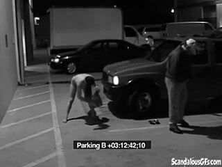 slut at the gate blows security dude to dodge her fine 😏🍆💦