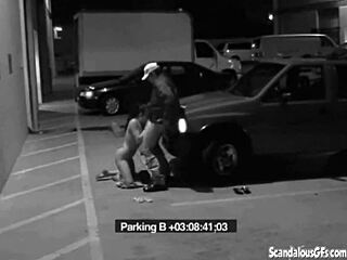 slut at the gate blows security dude to dodge her fine 😏🍆💦