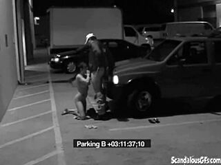 slut at the gate blows security dude to dodge her fine 😏🍆💦