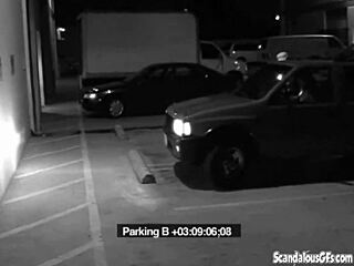 slut at the gate blows security dude to dodge her fine 😏🍆💦