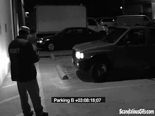 slut at the gate blows security dude to dodge her fine 😏🍆💦