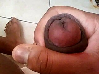 i discovered this vintage solo retro blue film clip