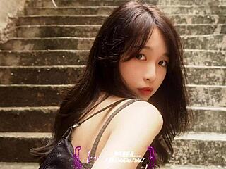 粉嫩水多纯天然大胸甜美白肤温柔sm深喉可外卖pov closeup