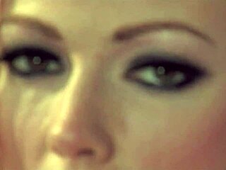 damn riding that huge dildo stretches her thick blonde booty good!