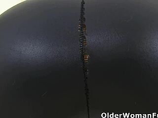 hairy british milf josie fingers her wet pussy and shakes big tits