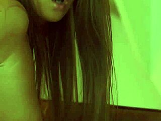 Hottie Dives into Solo Toy Orgasm Frenzy!