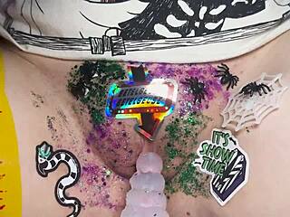 oh damn i slap my pussy with toys during this dirty beetlejuice masturbation turning into hot sex!