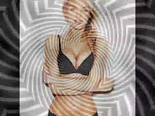 hey mistress lisa, time for your erotic obedience training 😈🔥