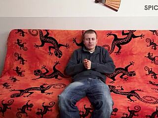 fucking my friend... with this laid back milf, cumshot facial incoming