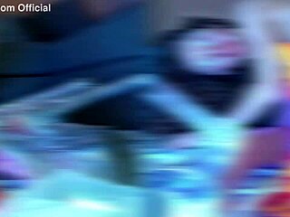 stacy bloom eases huge dildo deep into her tight ass for spring anal bliss