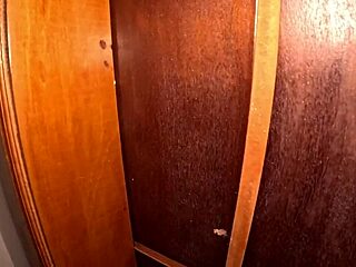 Fanny Mello's wild backstage mansion antics