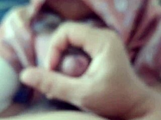 WOW, AUNTIE RIANI SUCKS FAT COCK AND LOVES EVERY INCH!