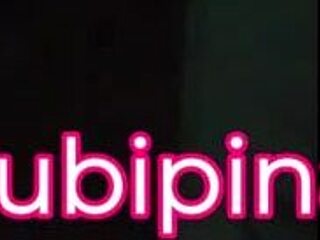 i'm flashing these fat tits walking public... oops caught staring 😏💦