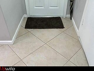 Tinder hotwife Kara Lee gets fully satisfied by massive BWC in wild ride