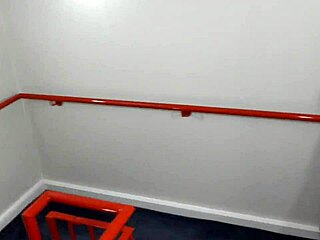 katie cooper's housewife pussy takes bbc bareback in hotel bed